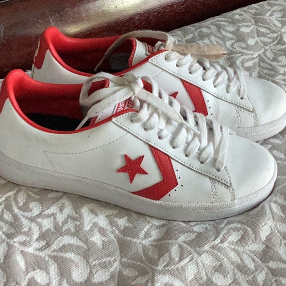 I am selling converse